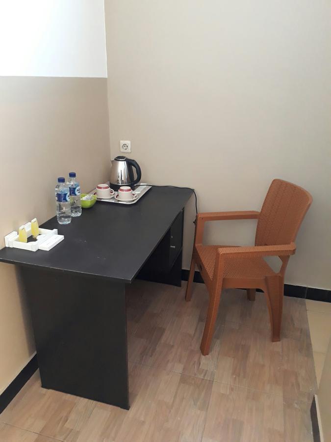The New Orlinds Guest House Wonosari Екстер'єр фото